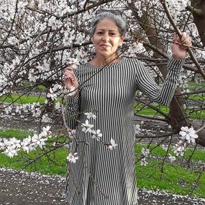 Meet your Posher, Natividad